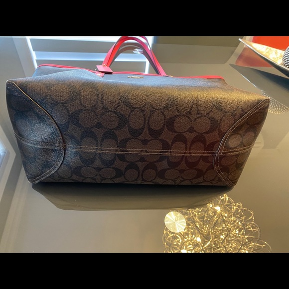 ❌SOLD❌AUTHENTIC COACH TOTE💗 - Picture 5 of 6